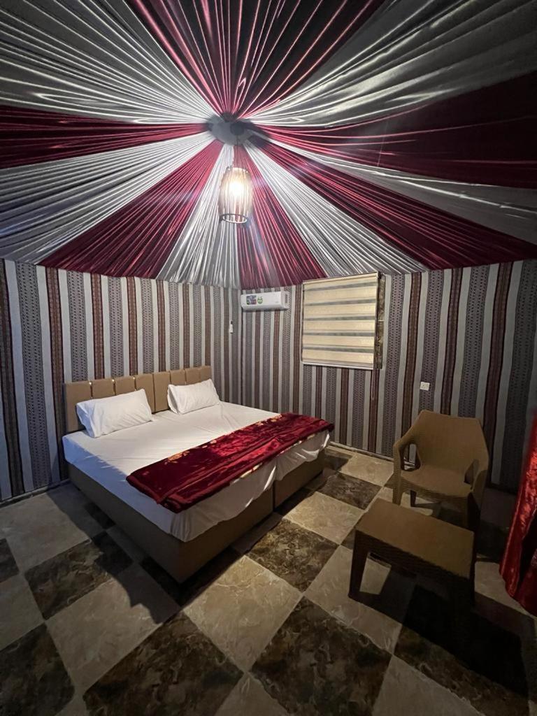 Scarlet Luxury Camp Wadi Rum Zewnętrze zdjęcie