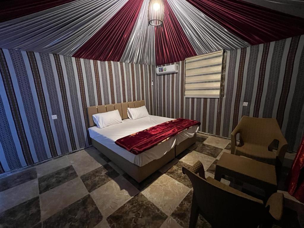 Scarlet Luxury Camp Wadi Rum Zewnętrze zdjęcie