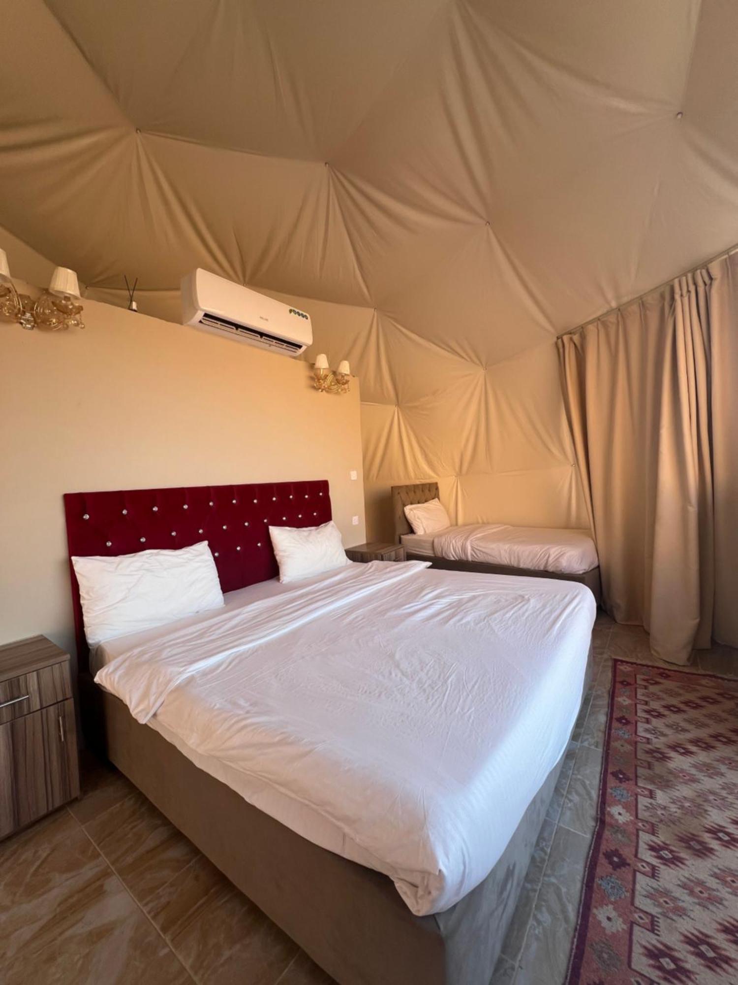 Scarlet Luxury Camp Wadi Rum Zewnętrze zdjęcie