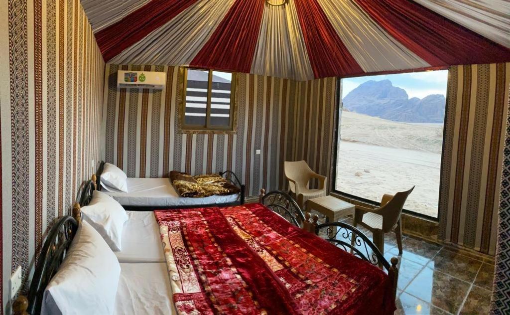 Scarlet Luxury Camp Wadi Rum Zewnętrze zdjęcie