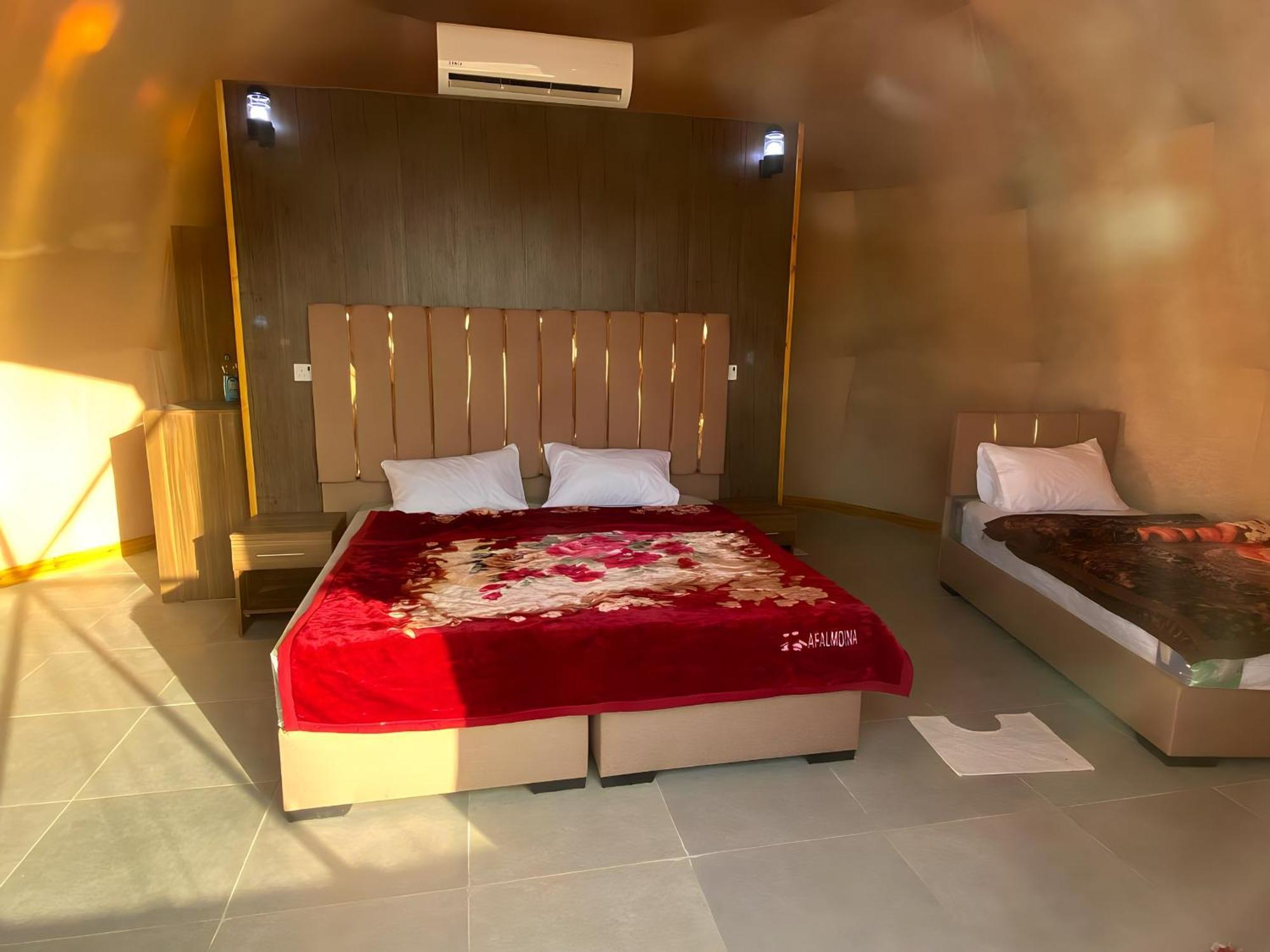 Scarlet Luxury Camp Wadi Rum Zewnętrze zdjęcie