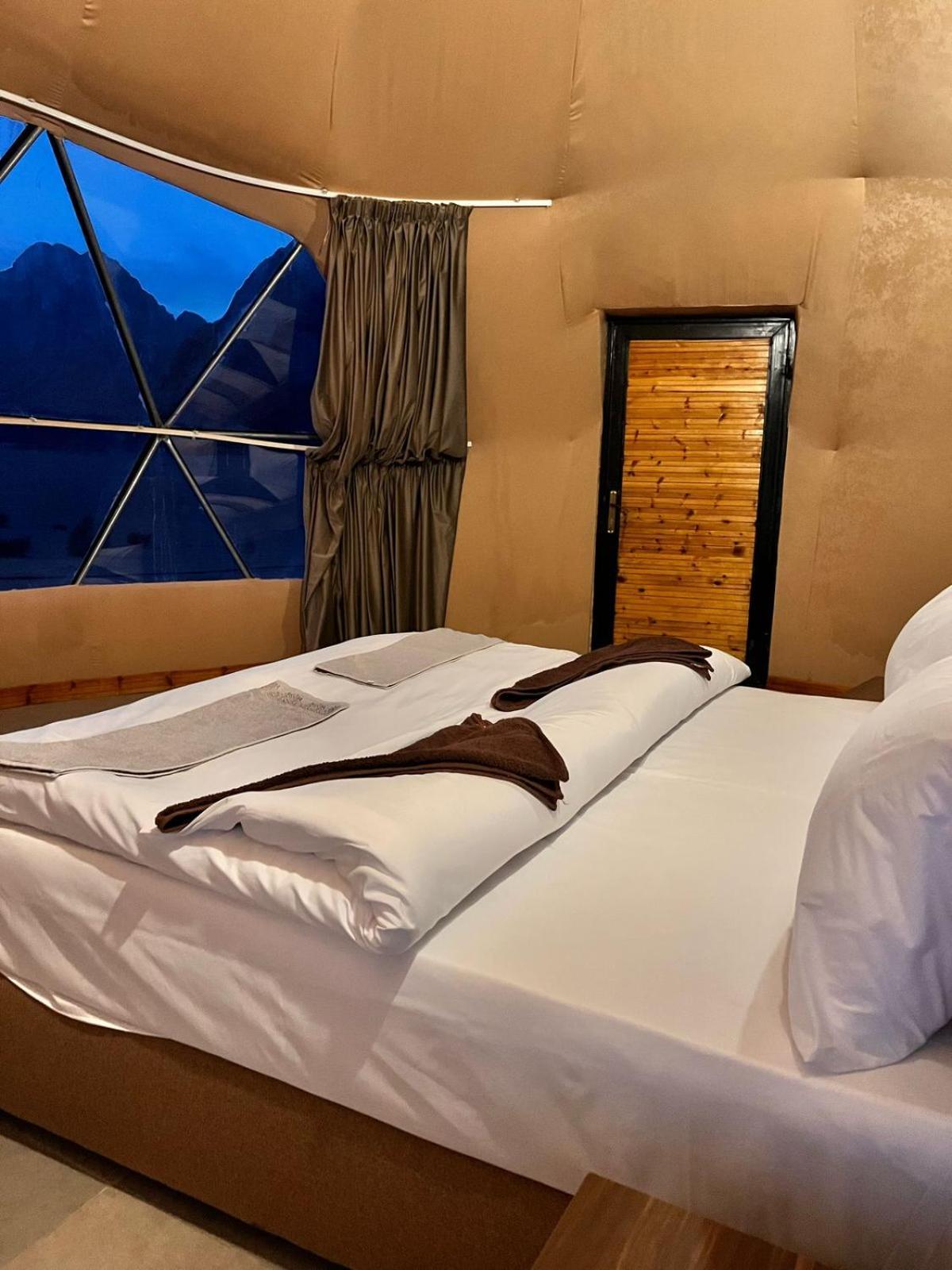 Scarlet Luxury Camp Wadi Rum Zewnętrze zdjęcie