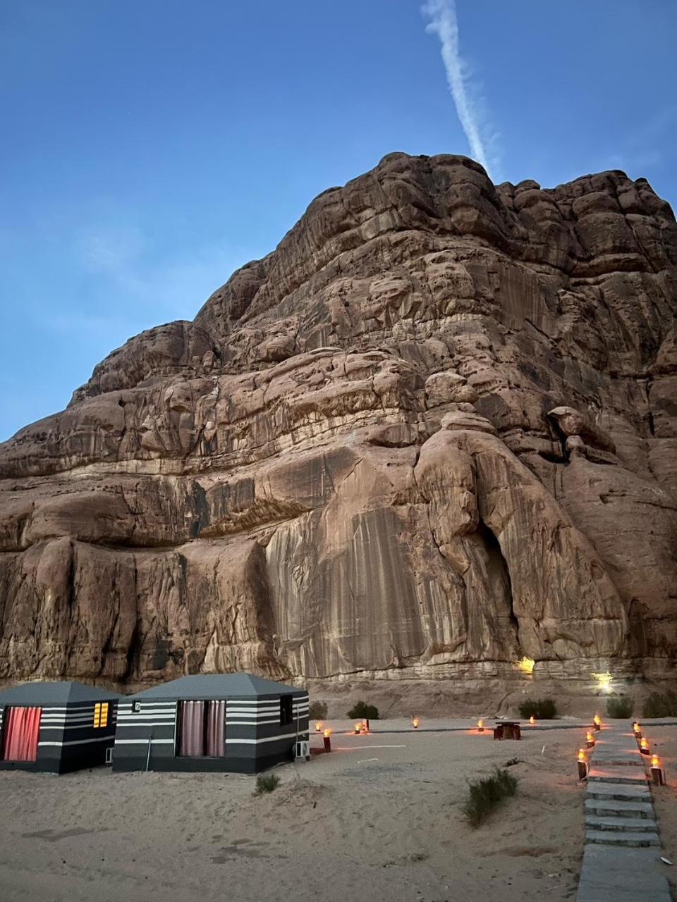 Scarlet Luxury Camp Wadi Rum Zewnętrze zdjęcie